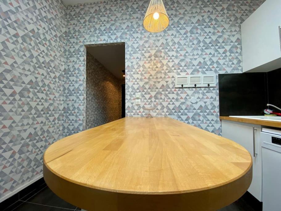 L'Appartement Jebari - Esprit Loft Carcassonne Esterno foto