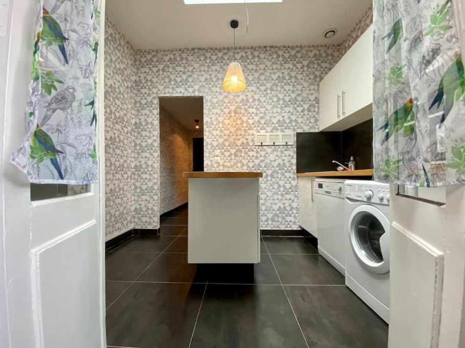 L'Appartement Jebari - Esprit Loft Carcassonne Esterno foto