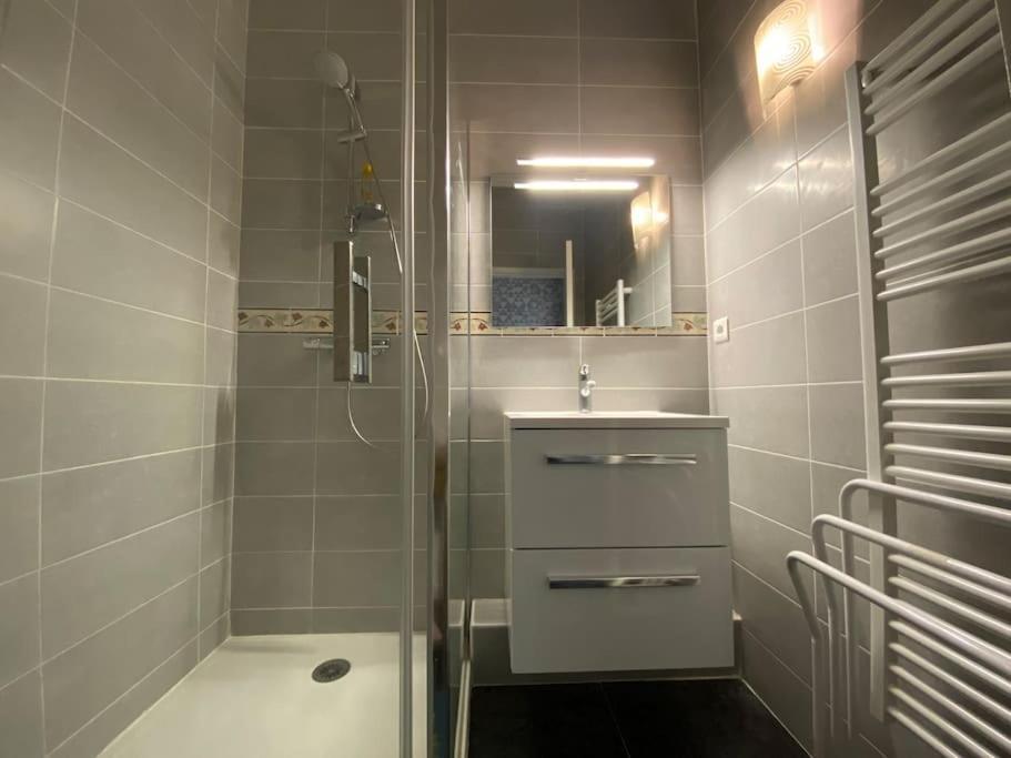 L'Appartement Jebari - Esprit Loft Carcassonne Esterno foto